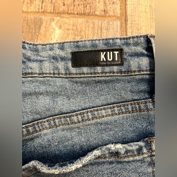 Kut from the Kloth High Rise Jane Jean Short Distressed Denim Cutoff Size 4 - Picture 6 of 10